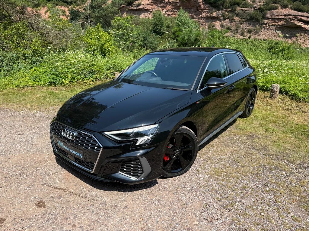 Audi A3 Tfsi 35 S Line Black