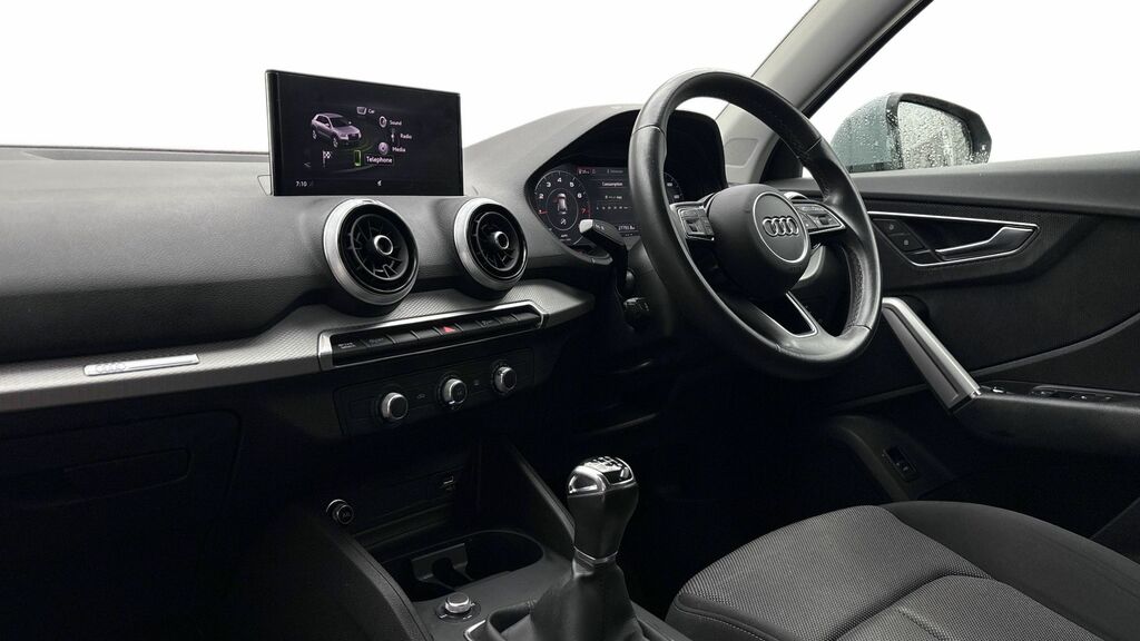 Audi Q2 Tfsi 30 Sport Suv Grey #4