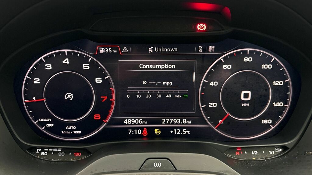 Audi Q2 Tfsi 30 Sport Suv Grey #5