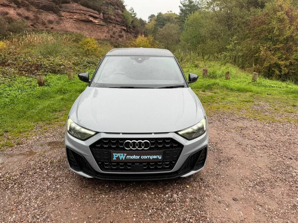 Audi A1 Tfsi 25 Black Edition SD22XEE Grey #2