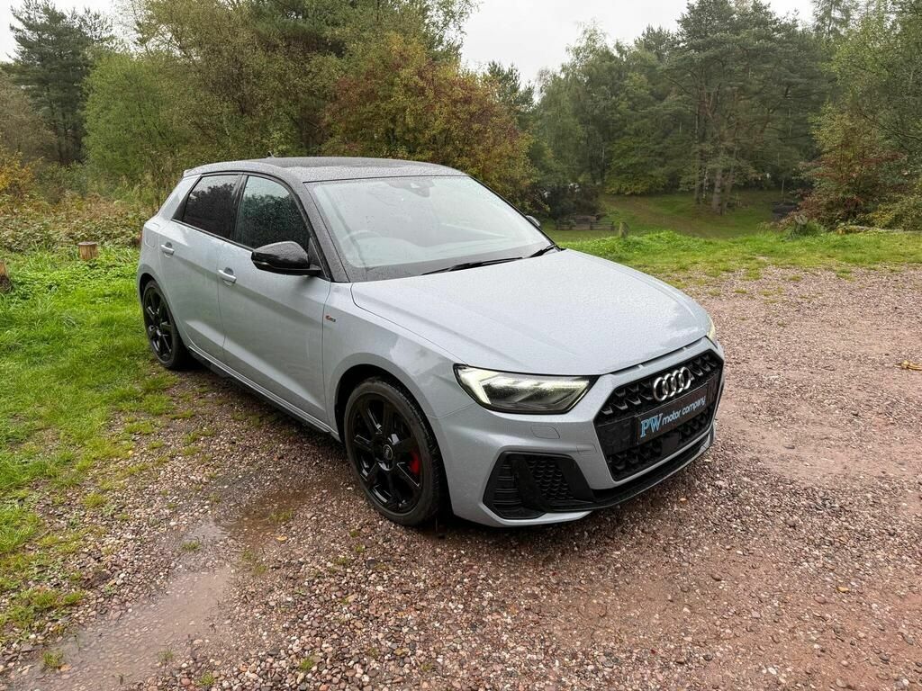 Audi A1 Tfsi 25 Black Edition SD22XEE Grey #3
