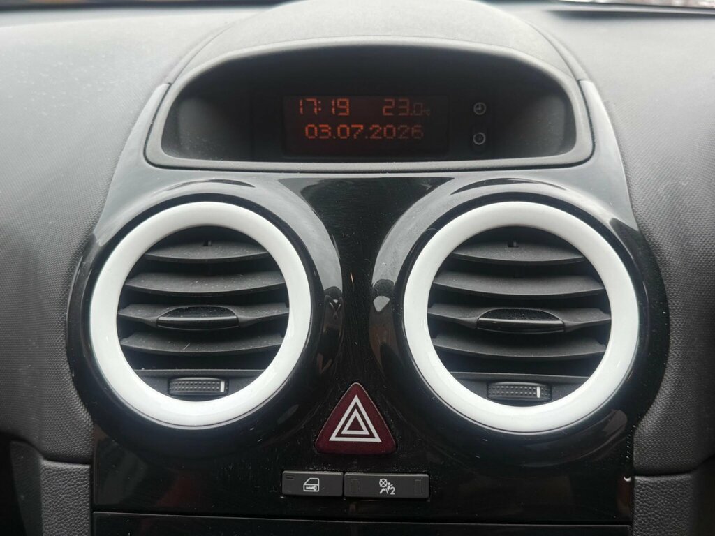 Vauxhall Corsa 1.2 16V Excite Hatchback Euro 5 Silver #16