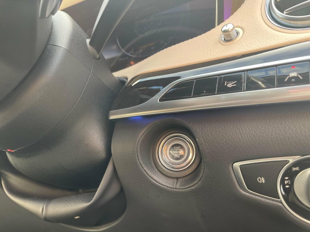 Mercedes-Benz S Class #40