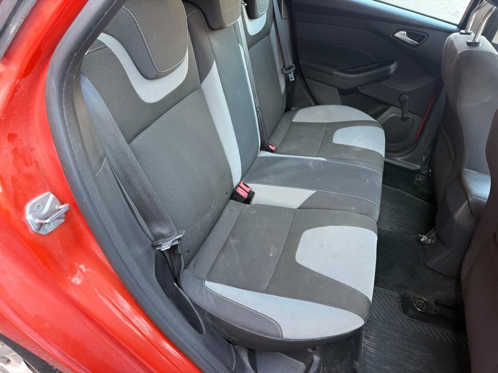 Ford Focus 1.6 L Zetec Blue #29