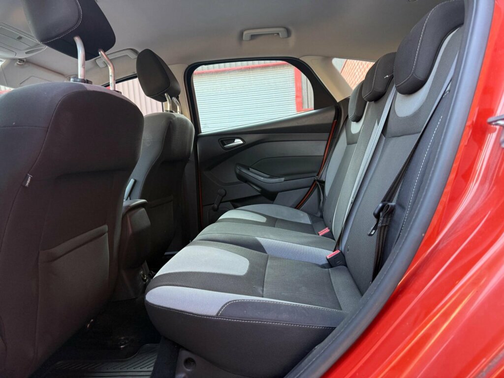 Ford Focus 1.6 L Zetec Blue #26
