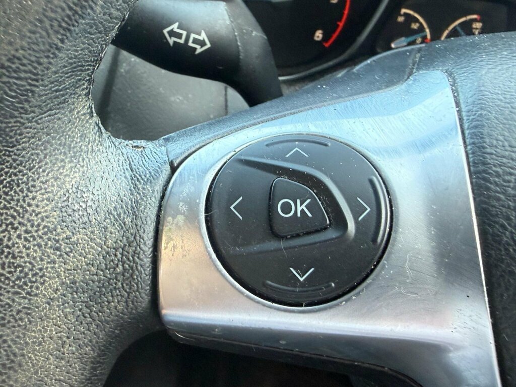Ford Focus 1.6 L Zetec Blue #13