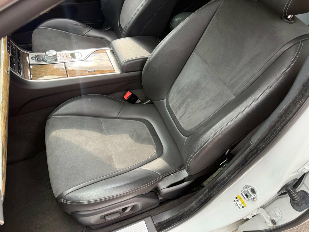 Jaguar XF 2.2D Luxury #26
