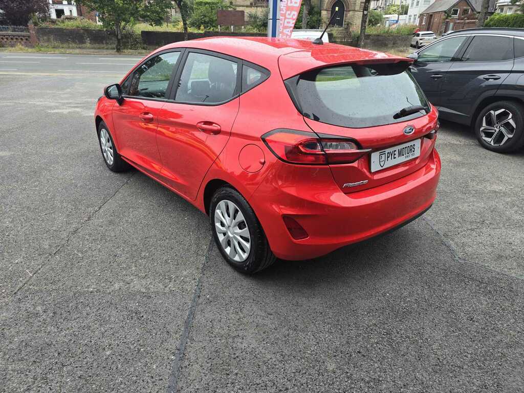 Ford Fiesta 1.1 Trend Red #5