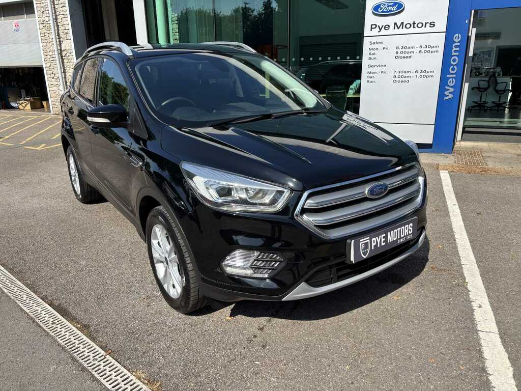 Ford Kuga 1.5 Tdci Titanium 2Wd Black