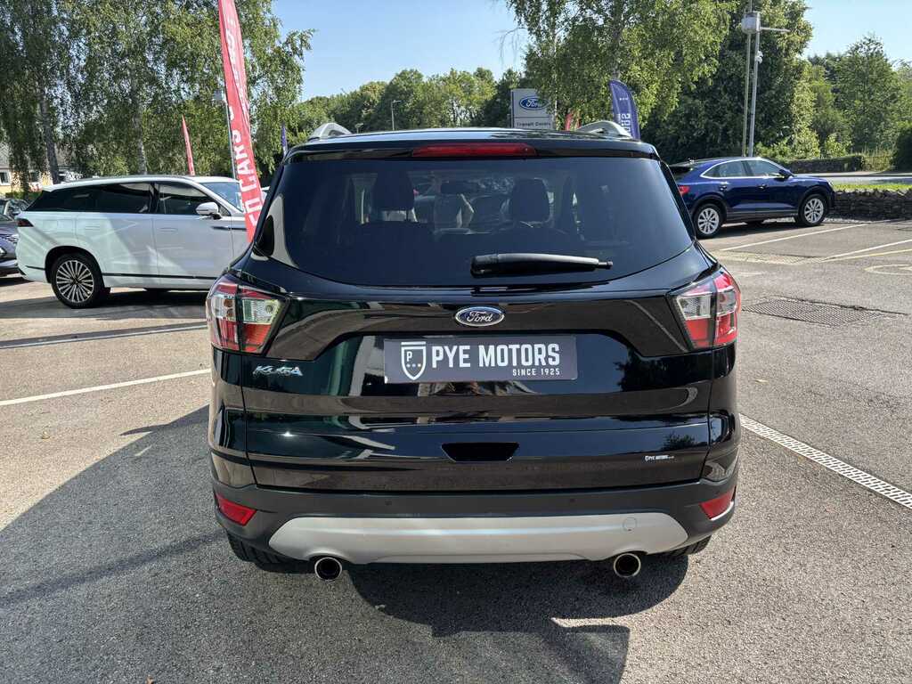 Ford Kuga 1.5 Tdci Titanium 2Wd Black #6