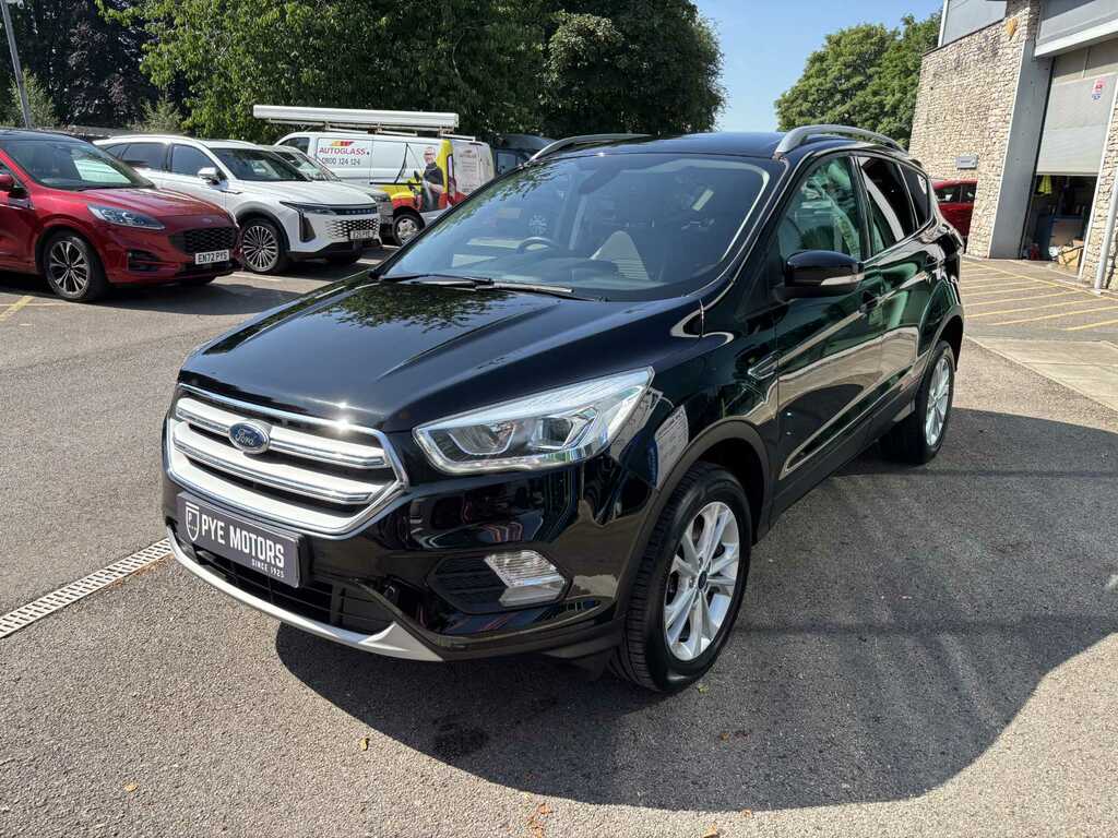 Ford Kuga 1.5 Tdci Titanium 2Wd Black #3