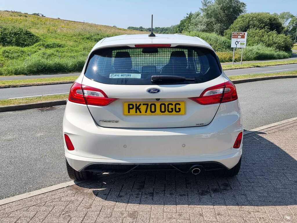 Ford Fiesta 1.0 Ecoboost 125 Sport Van White #6