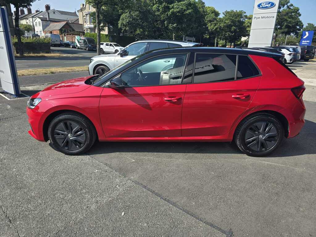Skoda Fabia Colour Edition Tsi PF73FKM Red #4