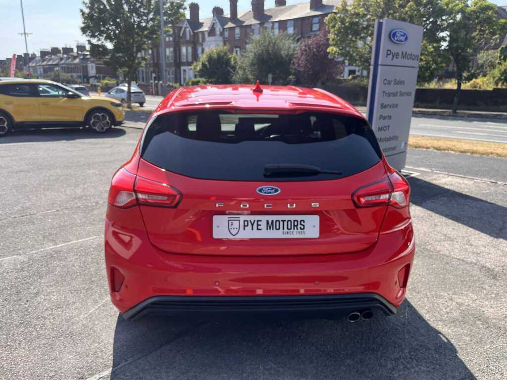 Ford Focus St-line X PK69AFE Red #3