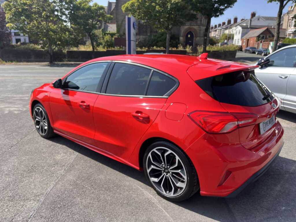 Ford Focus St-line X PK69AFE Red #2