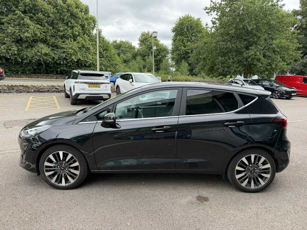 Ford Fiesta 1.0T Ecoboost Mhev Titanium Vignale Hatchback Black #4