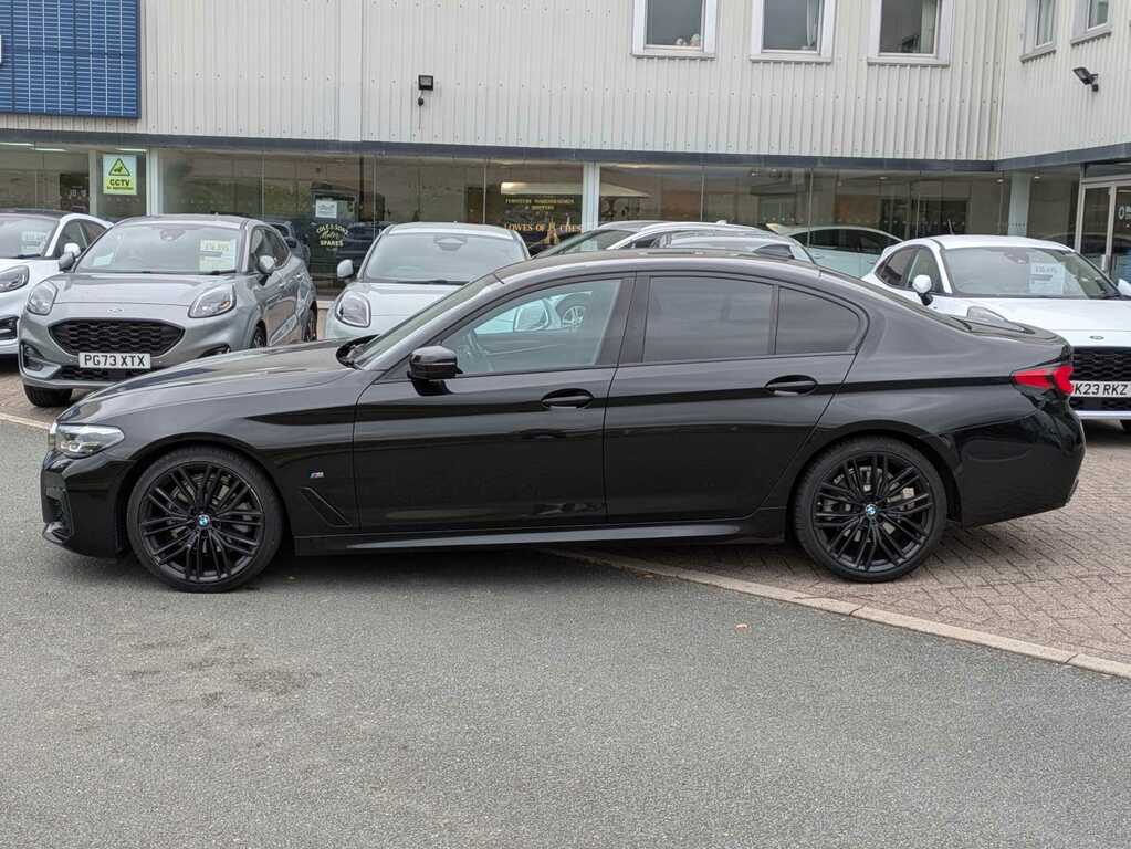 BMW 5 Series 520I Mht M Sport Step Black #4