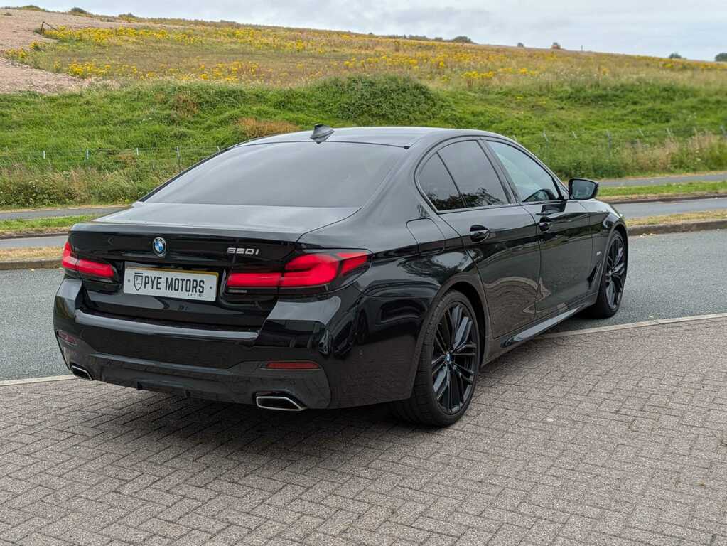 BMW 5 Series 2L M Sport Blue #7