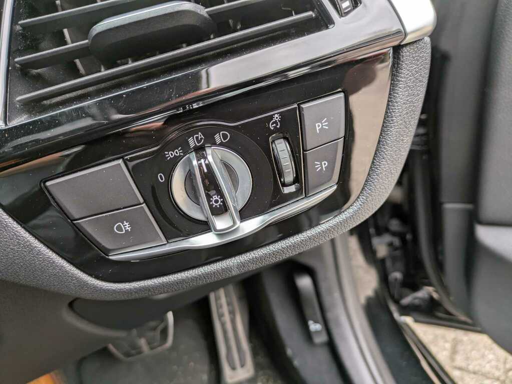 BMW 5 Series 2L M Sport Blue #16