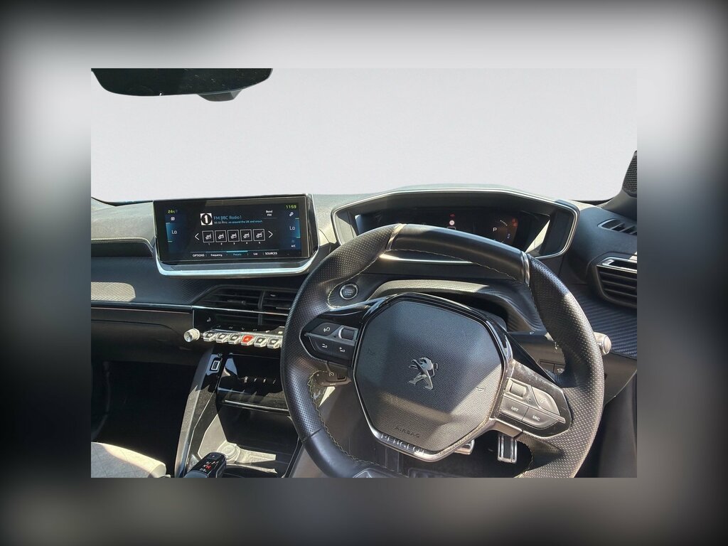 Peugeot e-2008 50Kwh Gt Suv 136 Ps Blue #6