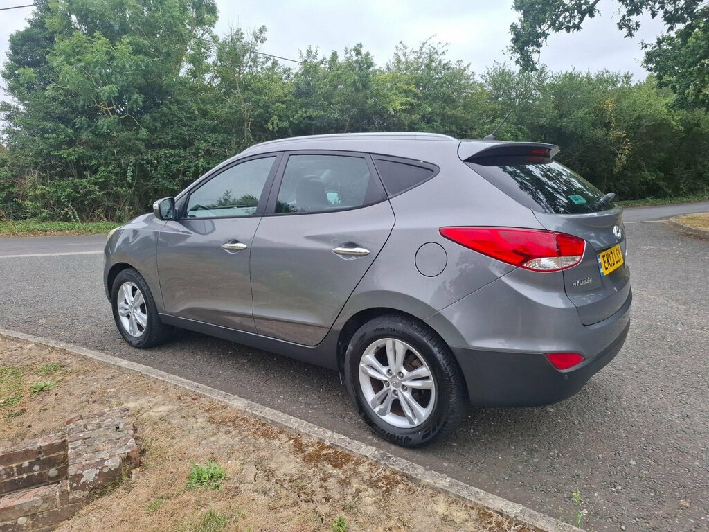 Hyundai Ix35 1.7 Crdi Premium Euro 5 Ss Grey #4