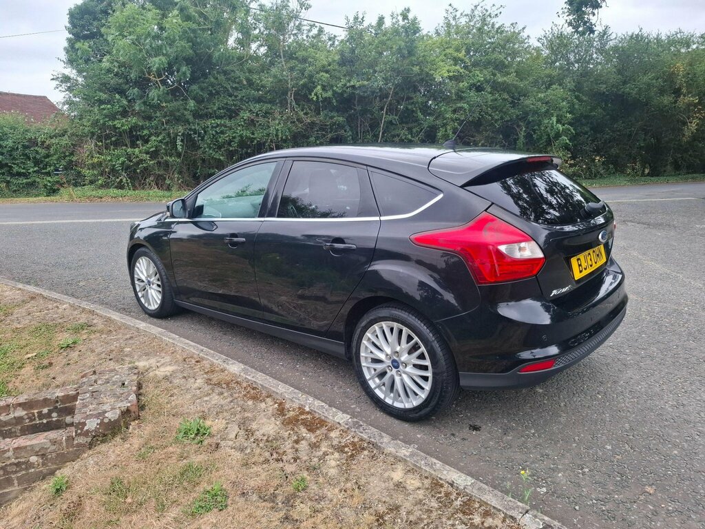 Ford Focus 1.6 Tdci Zetec Euro 5 Ss Black #4