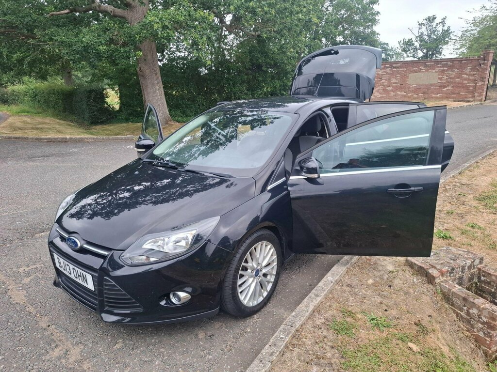 Ford Focus 1.6 Tdci Zetec Euro 5 Ss Black #3