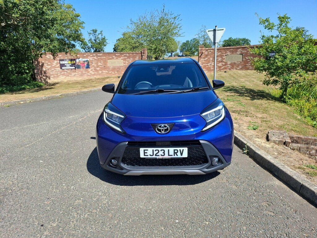 Toyota Aygo X 1.0 Vvt-i Exclusive Euro 6 Ss EJ23LRV Blue #2