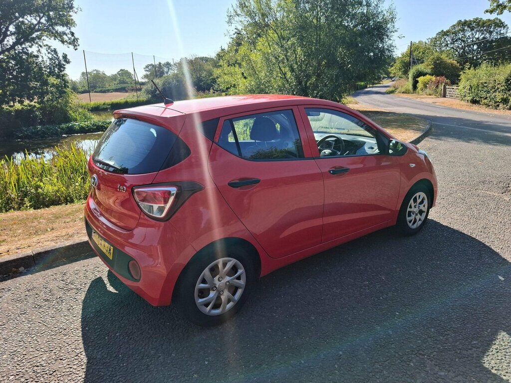 Hyundai I10 1.0 S Euro 6 AE69VJA Red #2