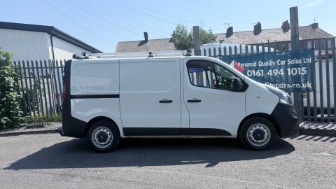 Vauxhall Vivaro 1.6 Cdti 2900 FH18TFA White #6