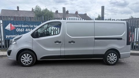 Vauxhall Vivaro 1.6 Cdti 2900 DU68ZUD Silver #4