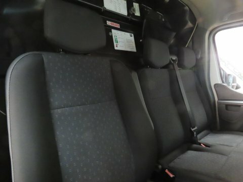 Vauxhall Movano Mpv White #4