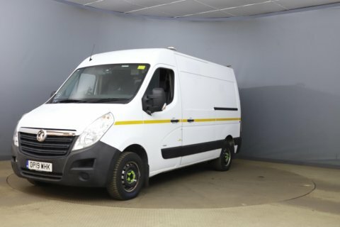 Vauxhall Movano Mpv White #3