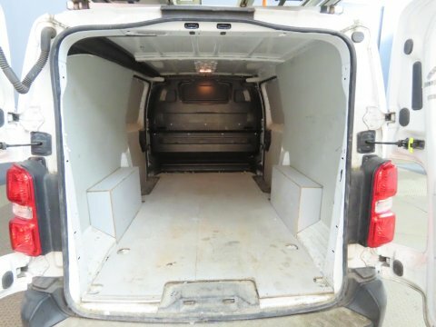 Vauxhall Vivaro 1.5 Turbo D WV71XVY White #6