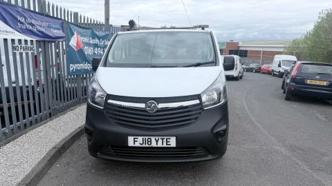 Vauxhall Vivaro 1.6 Cdti 2900 FJ18YTE White #2