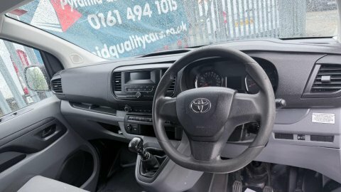 Toyota PROACE 1.6L Null 6Dr Red #14