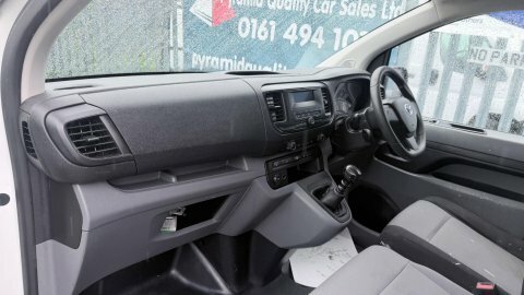 Toyota PROACE 1.6L Null 6Dr Red #13