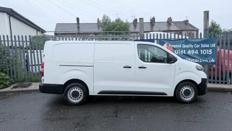 Toyota PROACE 1.6L Null 6Dr Red #11