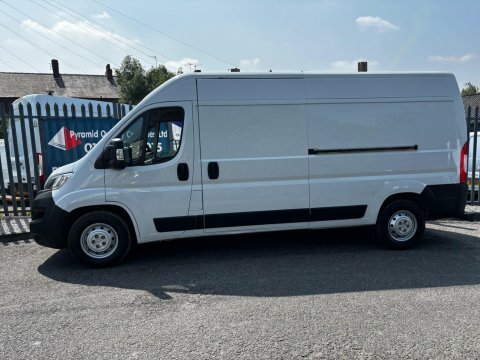 Vauxhall Movano 2.2 Cdti 3500 White #2