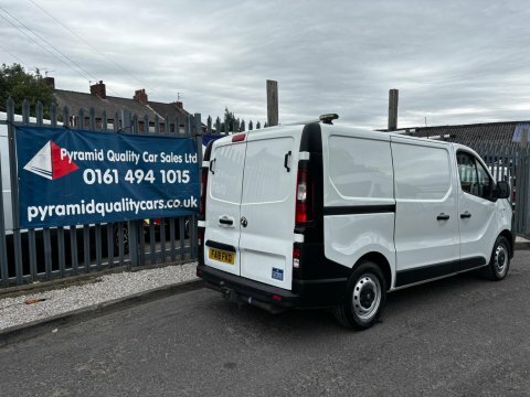 Vauxhall Vivaro 1.6L Sportive White #11