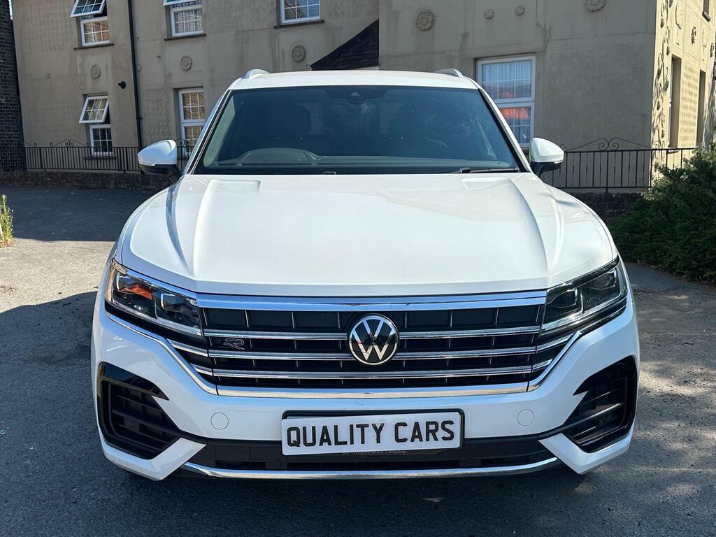 Volkswagen Touareg 3.0 Tdi V6 R-line Tech Tiptronic 4Motion Euro 6 S White #3