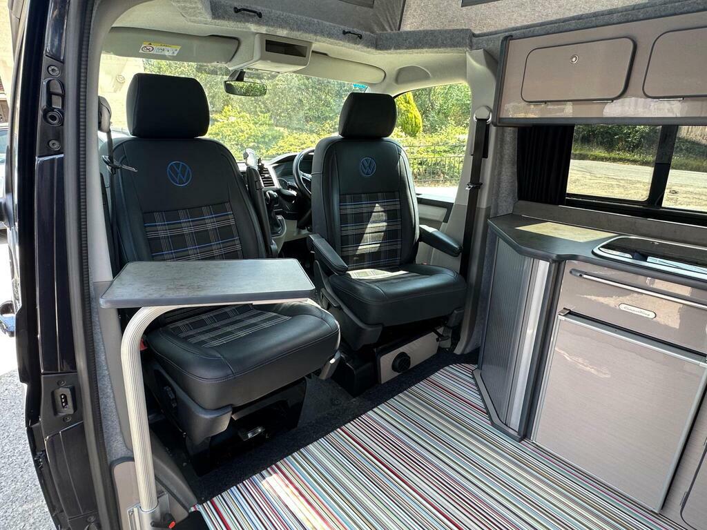Volkswagen Campervan 2L Startline White #12