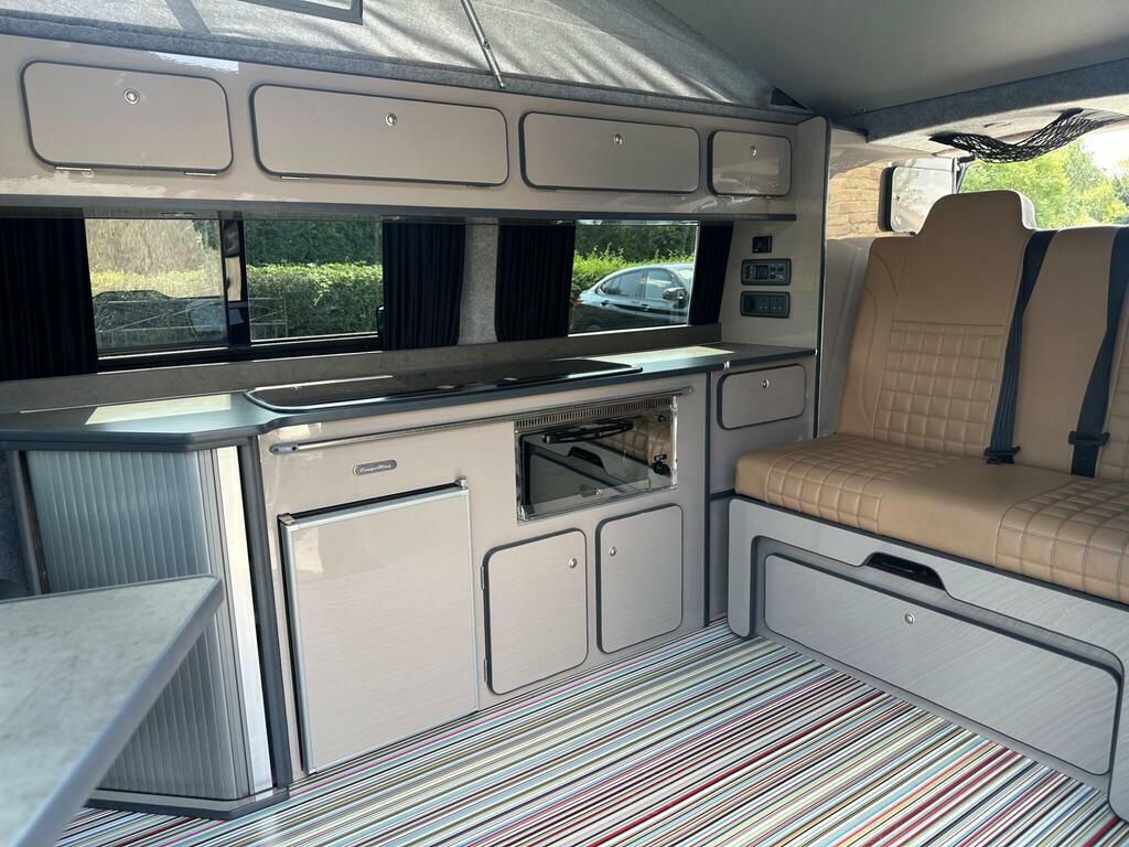 Volkswagen Campervan 2L Startline White #13