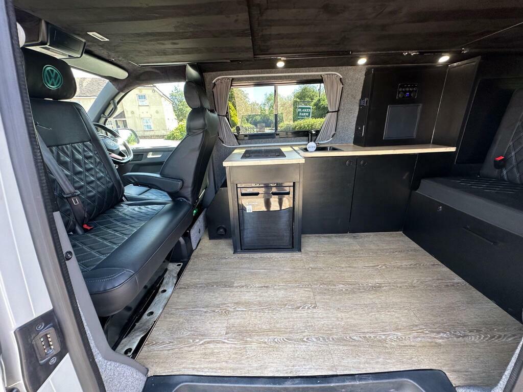 Volkswagen Campervan 2L Highline Grey #16