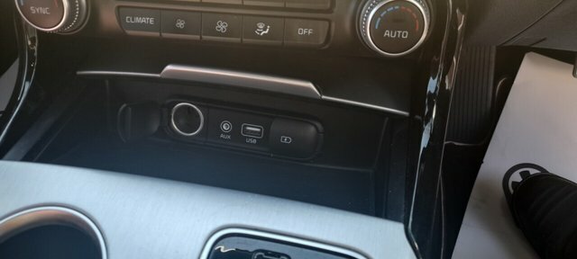 Kia Stinger Hatchback Red #31