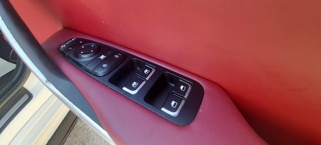 Kia Stinger Hatchback Red #16