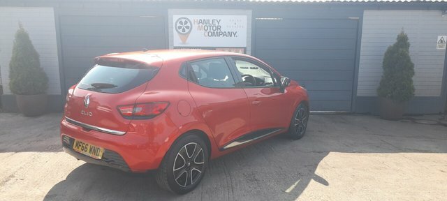 Renault Clio 1.2 16V Dynamique Nav Hatchback Red #4