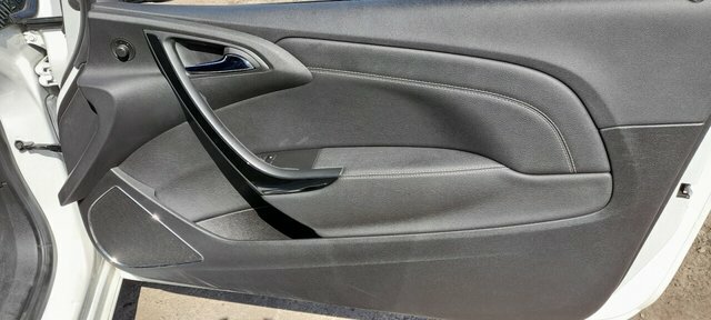 Vauxhall Astra GTC Limited Edition Black #21