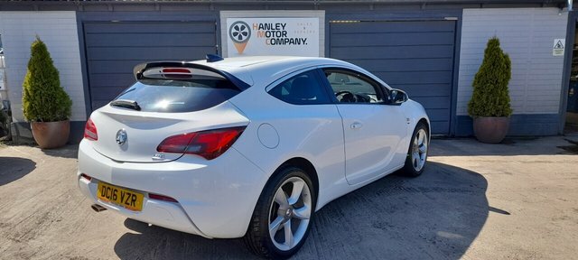 Vauxhall Astra GTC 1.4I Turbo Sri Coupe Euro 6 S S White #2