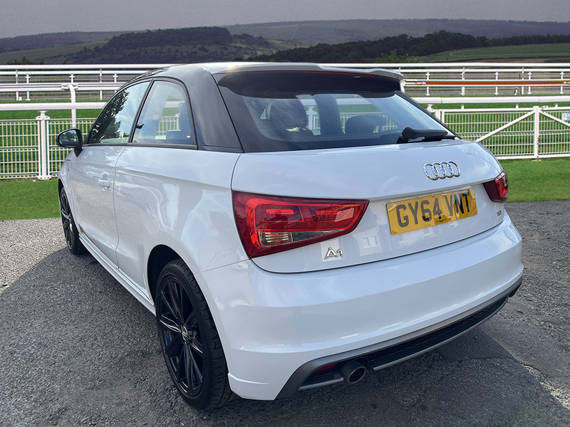Audi A1 Tdi S Line Style White #2